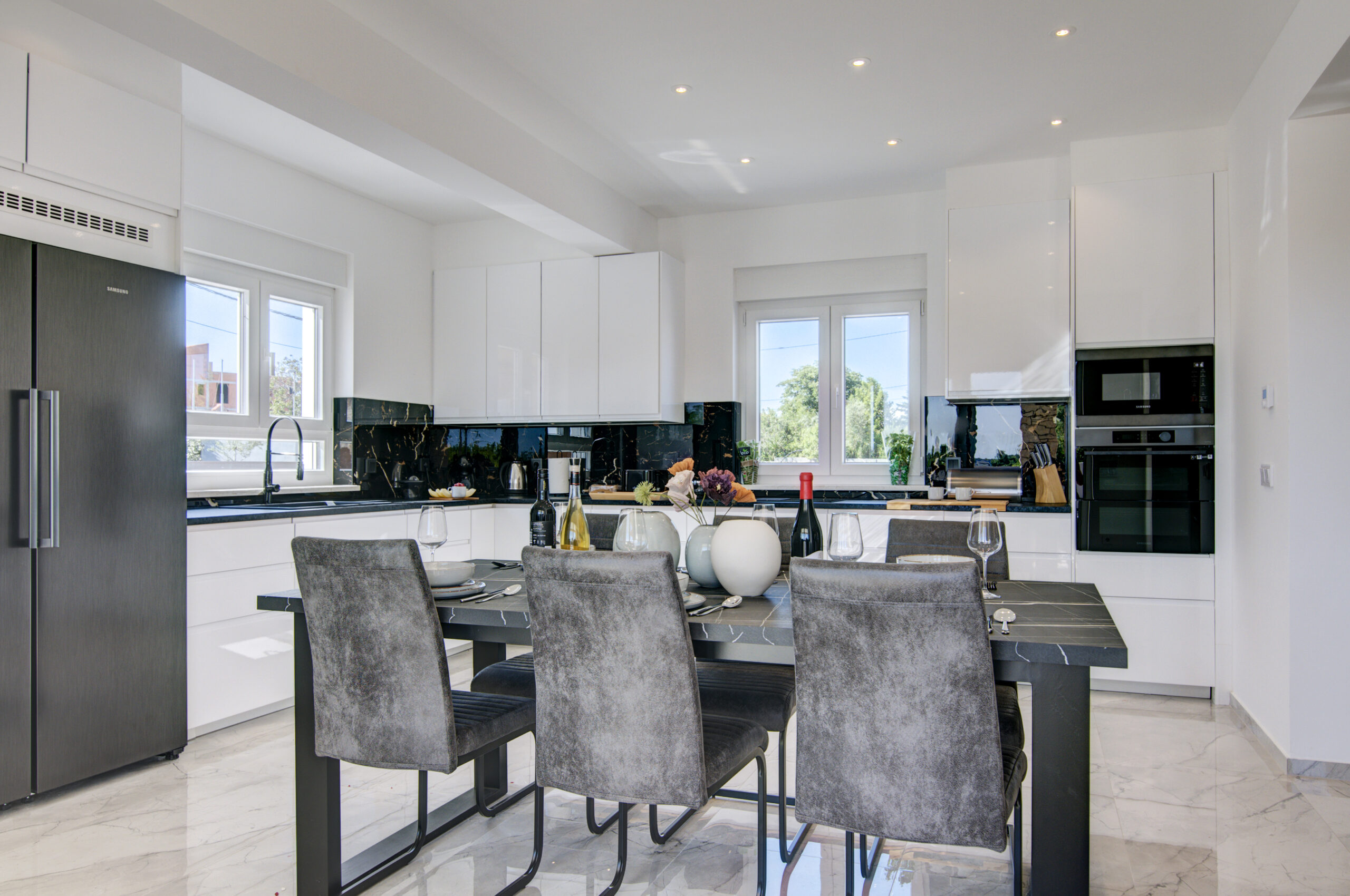Villa Mirela kitchen